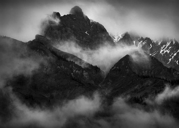 North Shore, Lake Minnawanka, Rain, Banff National Park, Canada, 2019