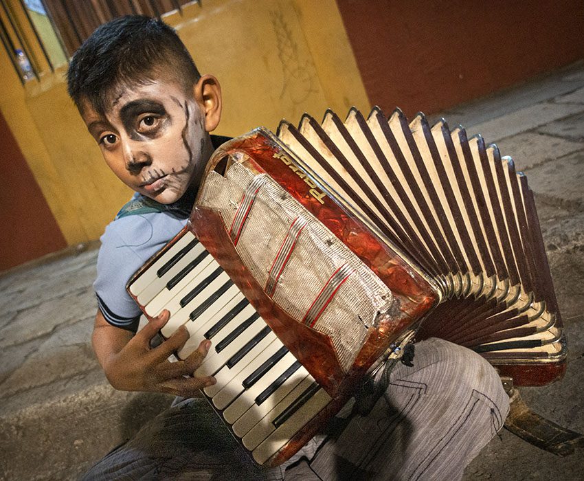 /product//street-musician-night-day-of-the-dead/
