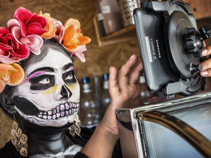 Coffee Kiosk, Day of the Dead