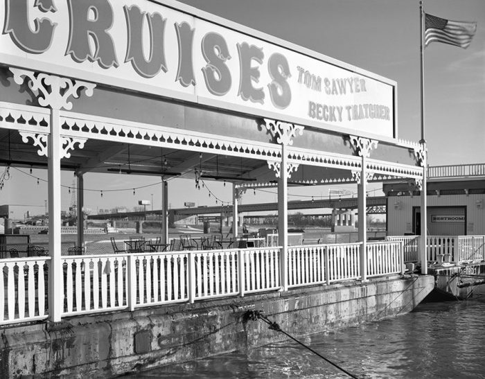 Riverboat Cruises, Poplar Street Bridge, 2021