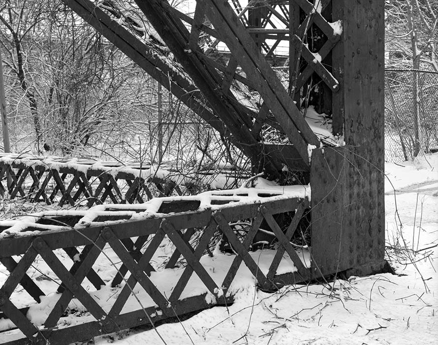 /product//trestle-macaurthur-bridge-winter-2021/
