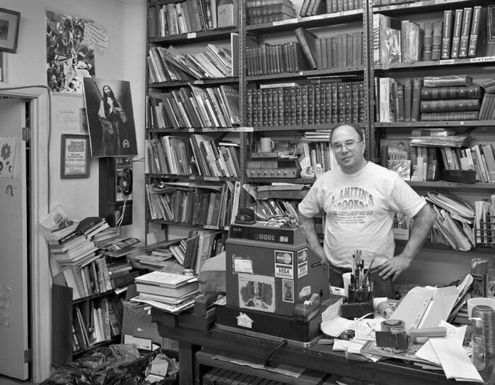 Amitin's Bookstore, Washington Avenue, 2001