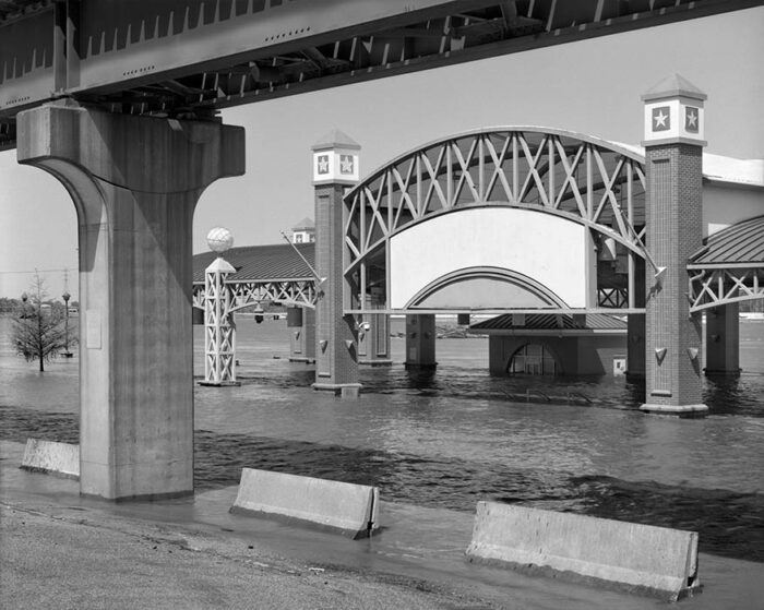 Casino Queen Pier, Elevated Railline, Flood of 2016, Laclede's Landing, 2016