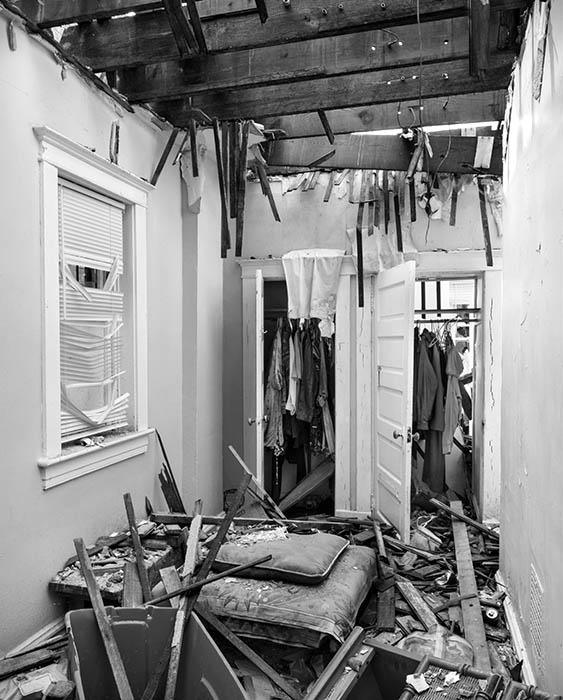 /product//hallway-tornado-damaged-home-north-st-louis-2025/